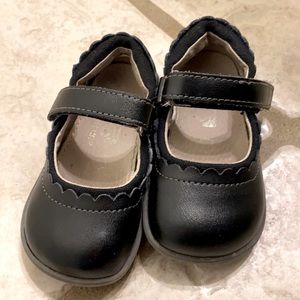 Black Mary Janes see kai run